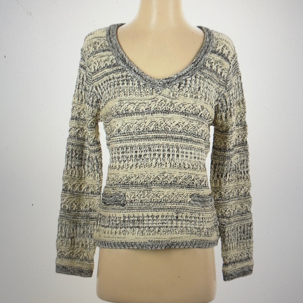Yuka V neck multi colored sweater